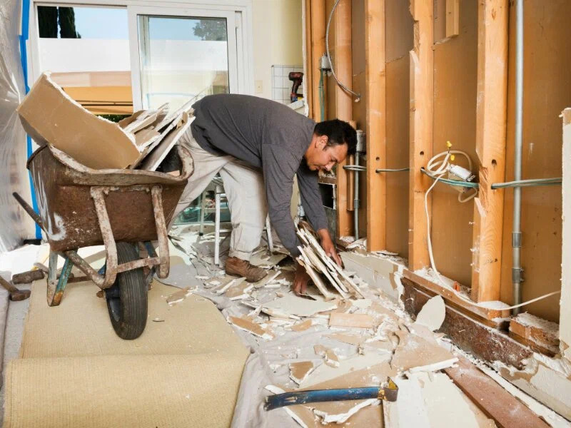 What Property Managers Should Know About Post-Construction Cleanup for Miami Rentals